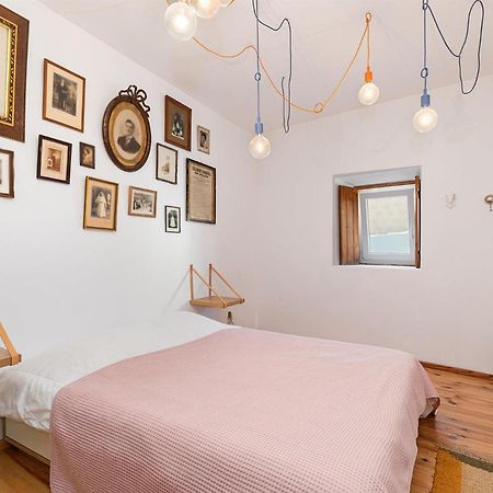 Casa Do Torreao Bed & Breakfast Salir Bagian luar foto